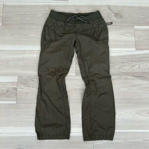 green low rise op cargo pants